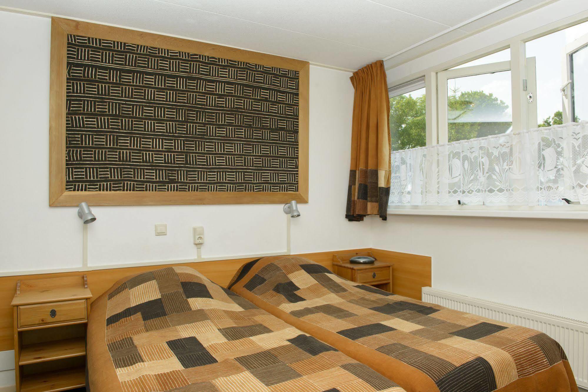 Pension Westerburen Схирмоннинг Экстерьер фото